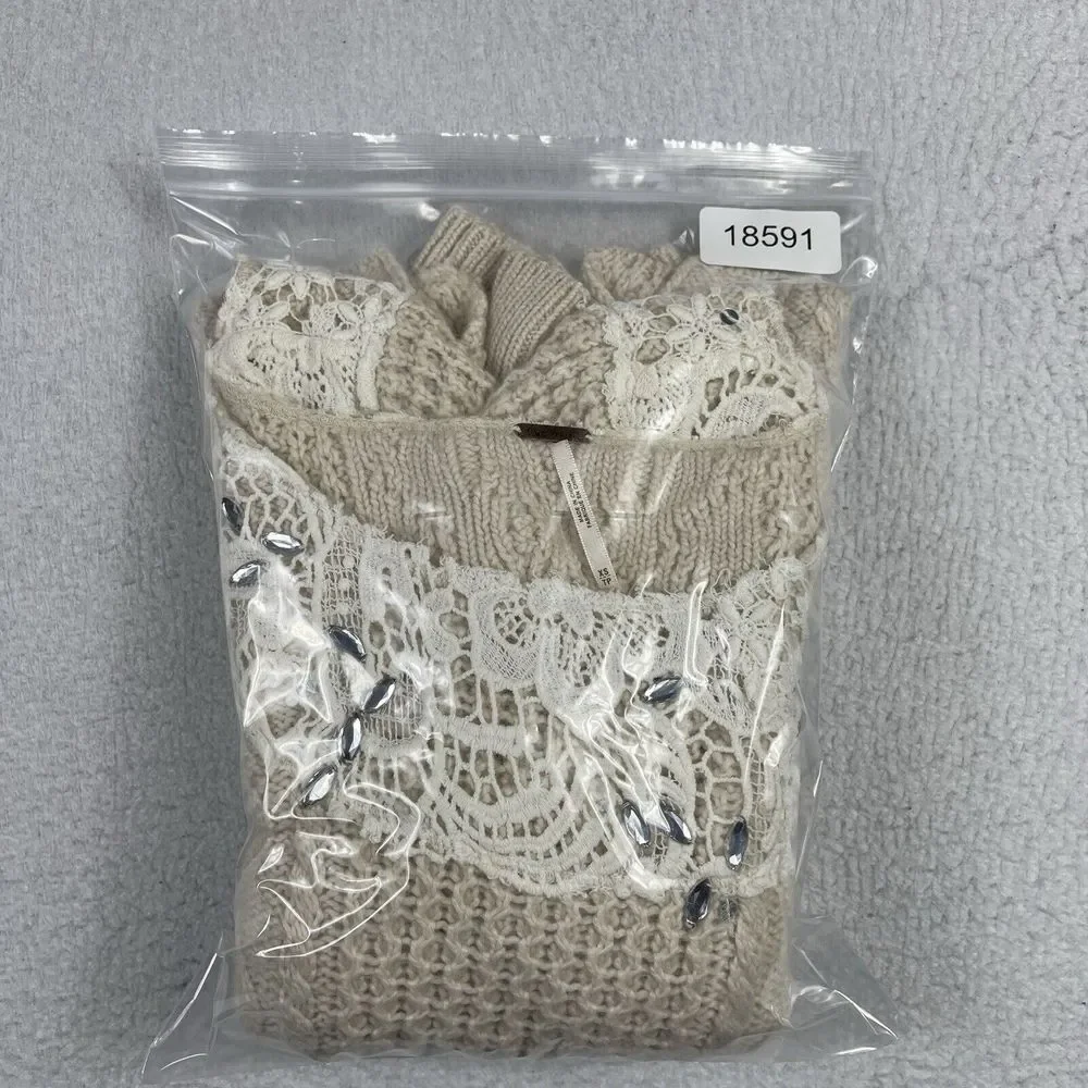 Free People Sweater Womens XS‎ Cream Cable Knit Lace Embellished Scoop Neck